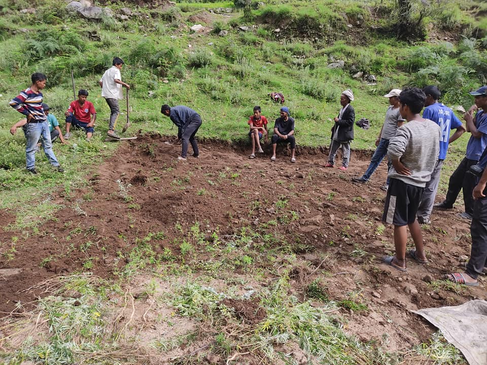 हुम्लामा खेल मैदान निर्माणमा क्लब जुट्यो  