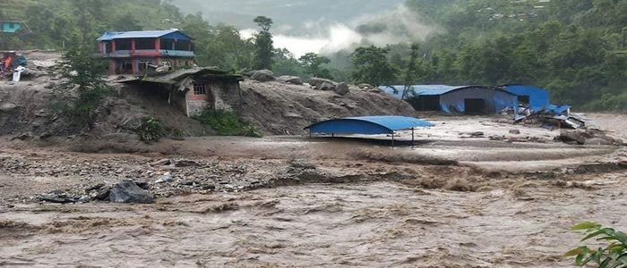 ५० घरपरिवार बाढी पहिरोबाट विस्थापित