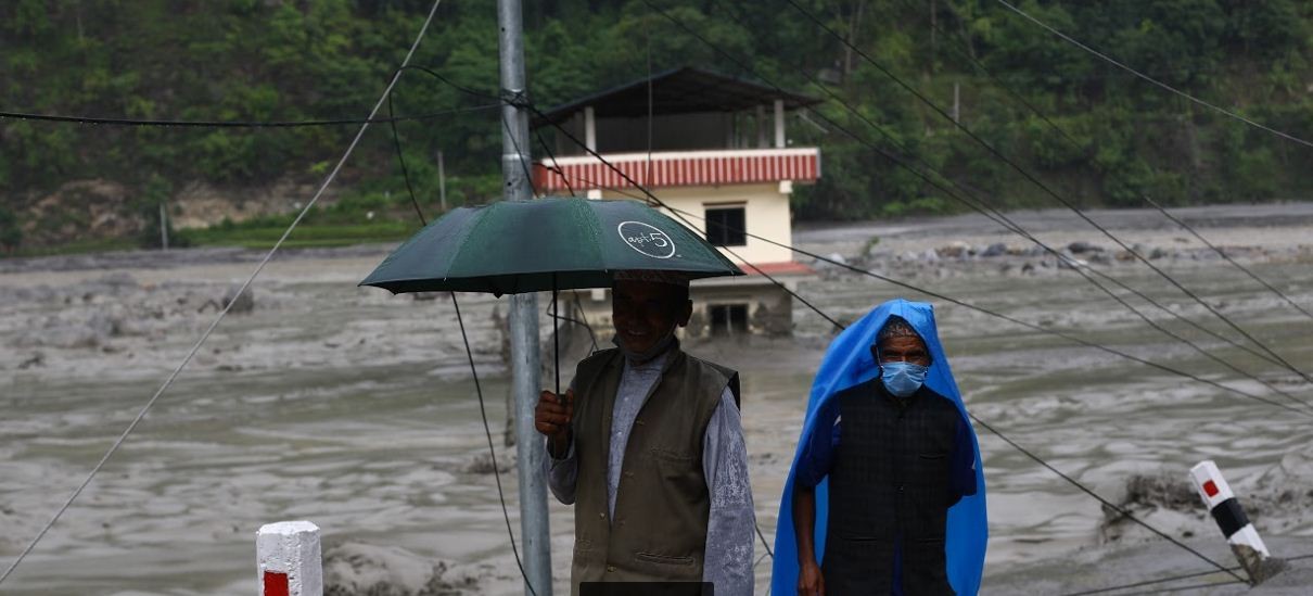 मेलम्ची र हेलम्बुलाई आर्थिक सहयोग