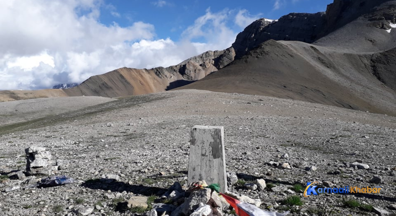 समस्यै समस्यामा पुग्छन् सीमास्तम्भमा सुरक्षाकर्मी