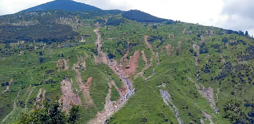 सुर्खेतमा ‘पहिरो जोखिम चेतावनी प्रणाली’मा छलफल