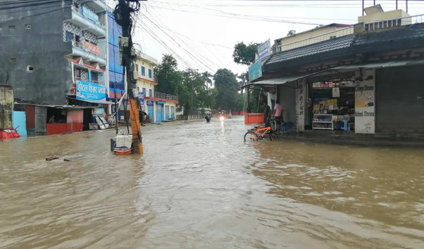 प्रदेशको राजधानी धनगढी जलमग्न