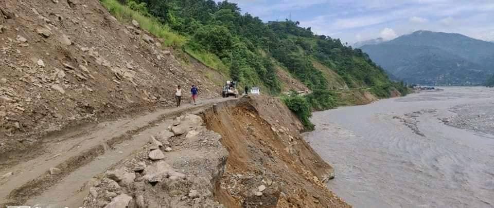 अवरुद्ध हेलम्बु राजमार्ग सञ्चालनमा