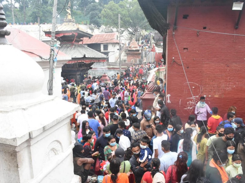 साउने सोमबार व्रत समापन, पशुपतिमा उल्लेख्य भक्तजन