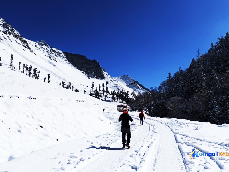 हिउँमा टेकेर रारा जाने स्वर्गको बाटो...