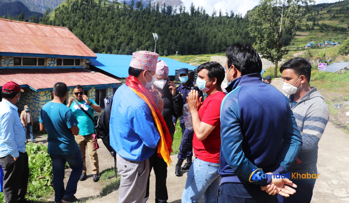 सीमा अध्ययन गर्न सरकारी टोली हुम्लामा