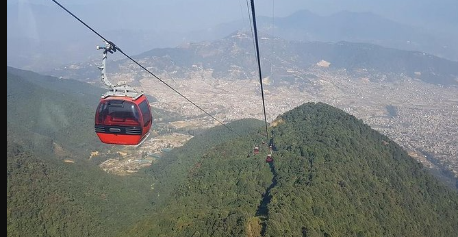 रिसोर्टमा  जाने पाहुनालाई लक्षित गरेर चन्द्रागिरि केवलकार सञ्चालनमा