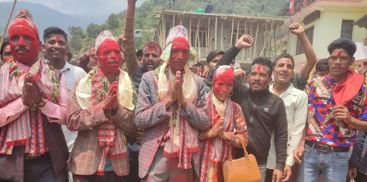 बारेकोट - ९ मा वडाध्यक्षसहित एमालेको प्यानल नै विजयी 